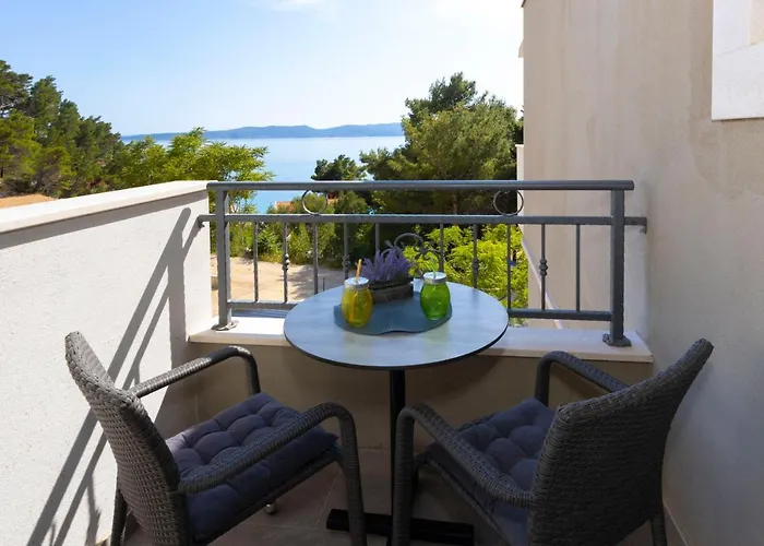 Apartments Vicin Brela