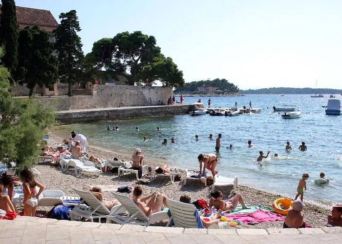 Apartments And Rooms With Parking Space Hvar - 13161 Hvar Town