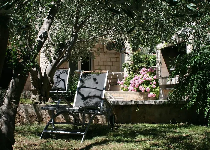 Apartments Jagoda Bol