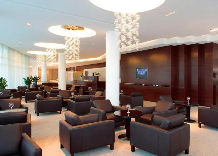 Hotel Aristos Buzin