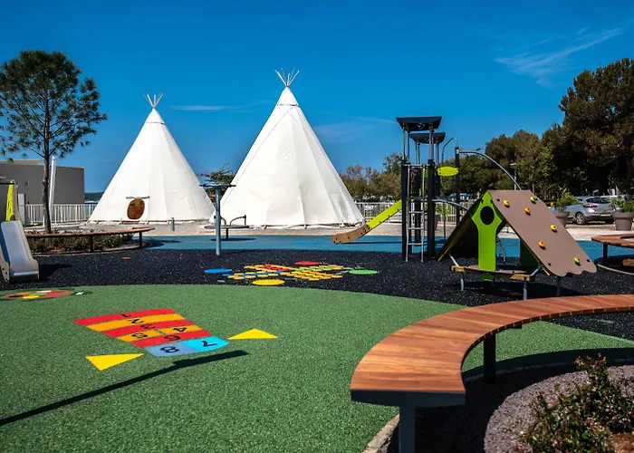 Arena Grand Kazela Camping Homes Medulin