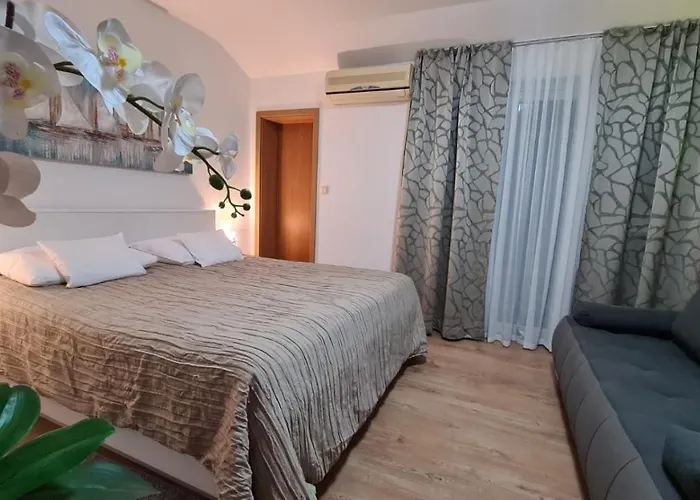 Sobe/Rooms Riva Zadar