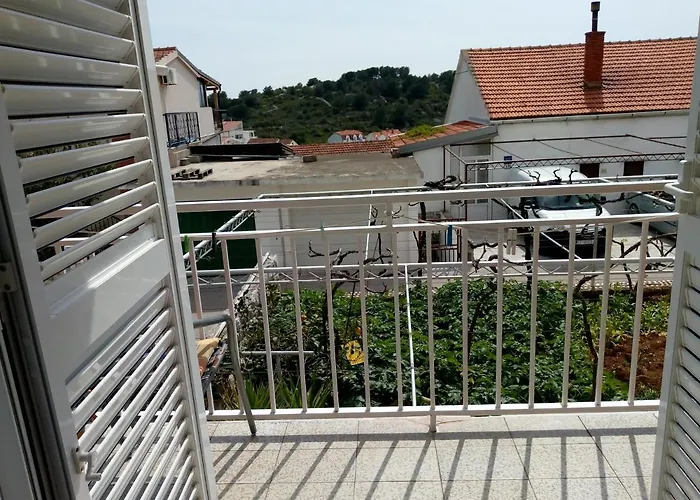 Ruzica Saric Hotel Hvar Town