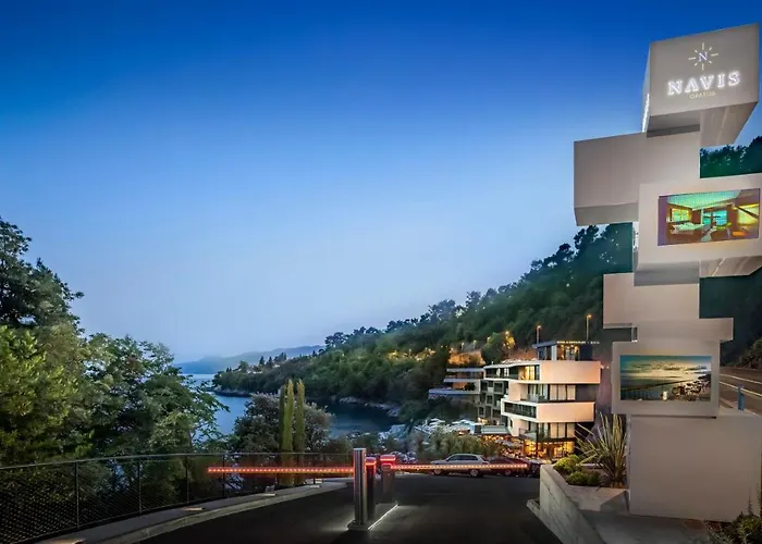 Boutique & Design Hotel Navis - Small Luxury Hotels Of The World Opatija