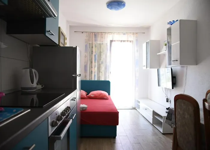 Apartments Pomalo Makarska