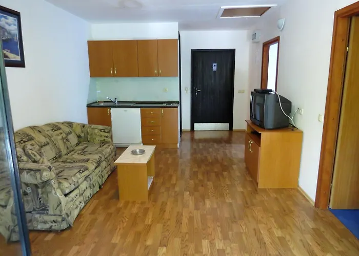 Apartments On The Beach In Bay Mala Luka Omiš
