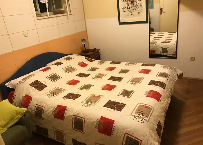 Anthea Rooms Split