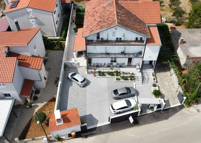 Bed & Breakfast Maki Weißenburg