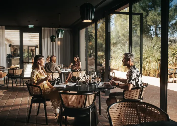 Maslina Resort Stari Grad 