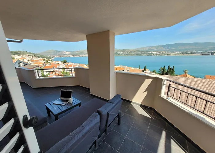 Apartments Proxima Mastrinka