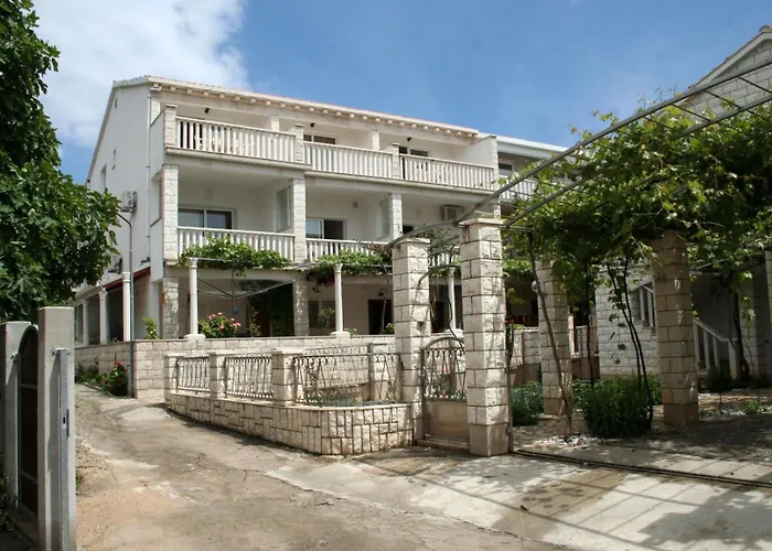 Apartments And Rooms By The Sea Orebic, Peljesac - 4553