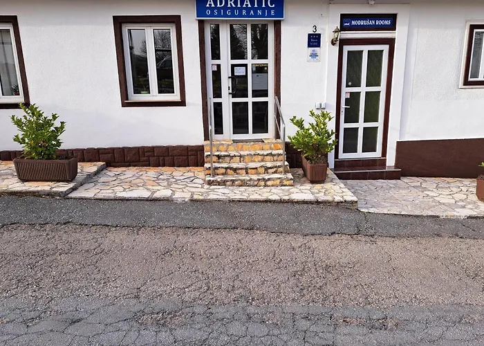 Rooms Modrusan Slunj