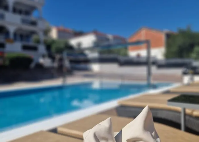 Luxury Apartments Silva With Sea View Okrug Gornji