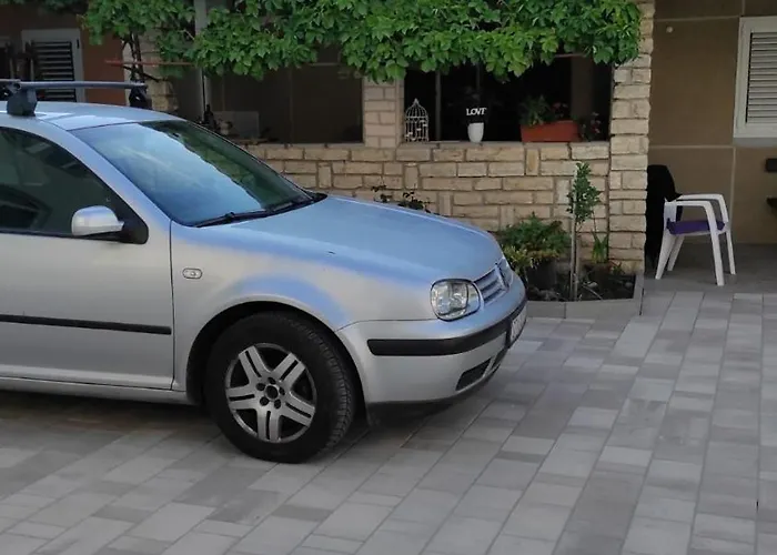 Hotel Dvokrevetna Soba Sa Kupaonicom Vodice