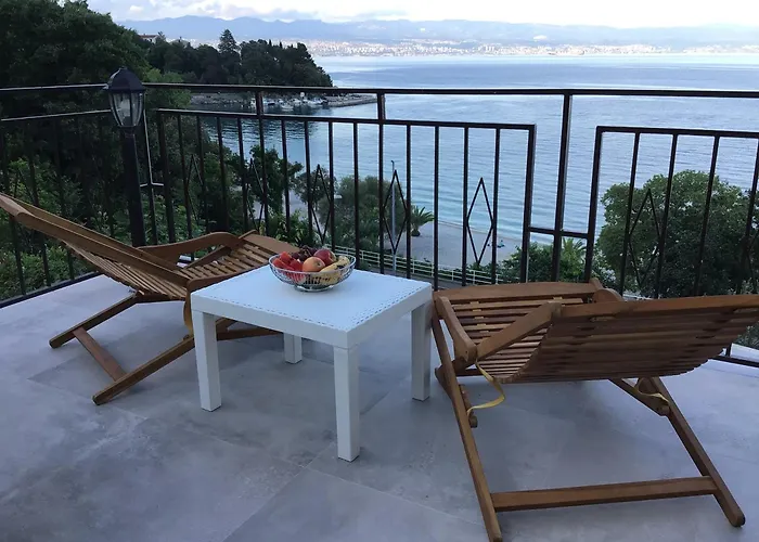 Bed and Breakfast House Vali Lovran