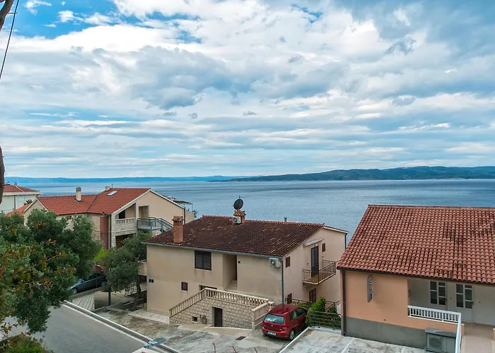Apartments And Rooms By The Sea Brela - Makarska - 2752