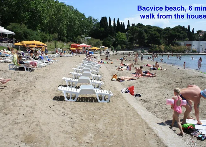 Villa Violeta With The Sea View, 3 Min Walk To The Beach Split