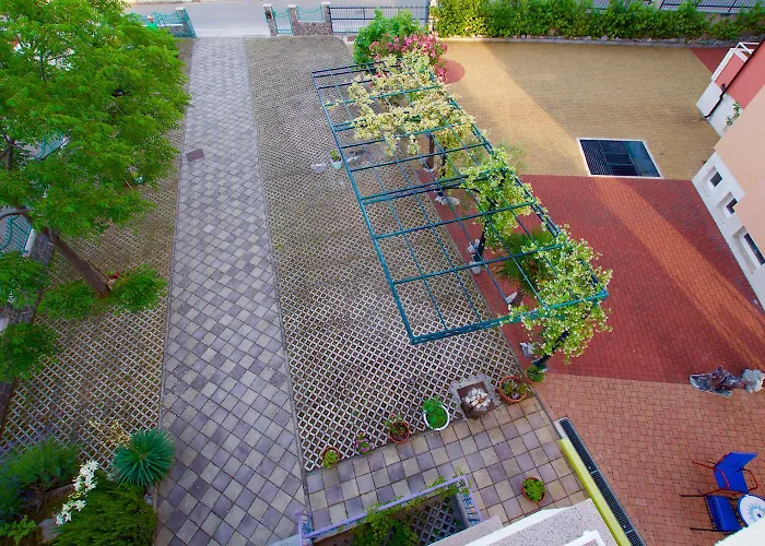 Apartmani Hrga Vodice