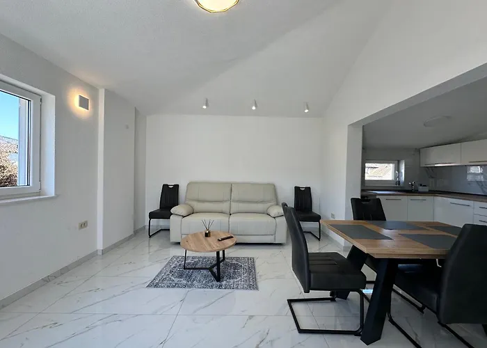 Villa Dante Trogir