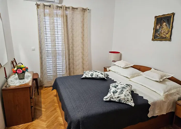 Guest House Antonia Baška Voda