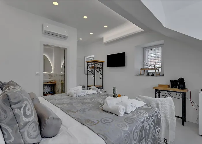Luxury Rooms Palace B&B Makarska
