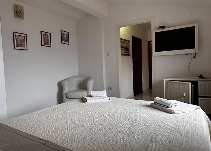 Apartments Vesna Funtana