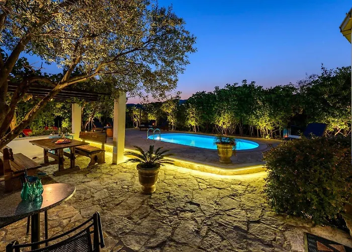 Private Villa Piano Mlini