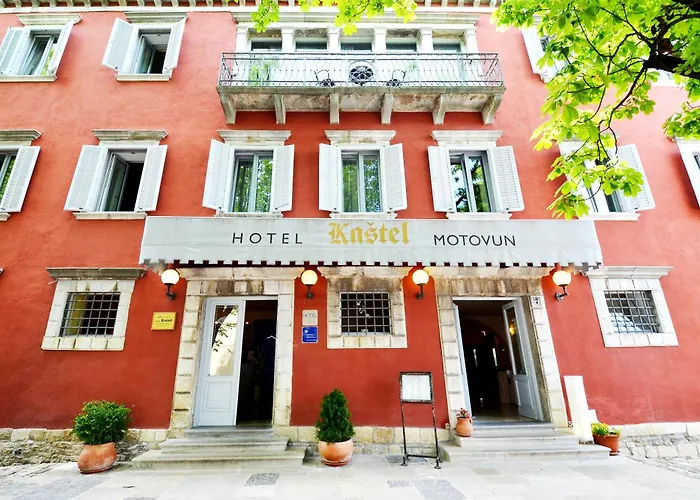 Hotels in Motovun