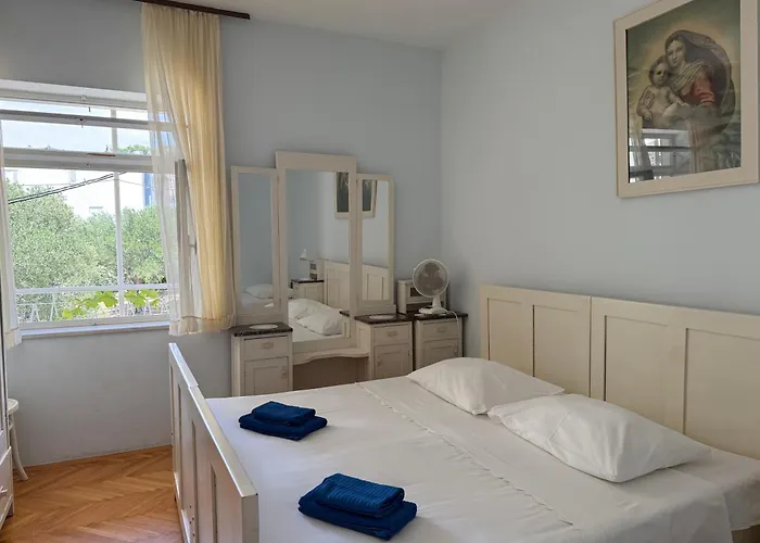 Hostel Guesthouse Mira Omiš