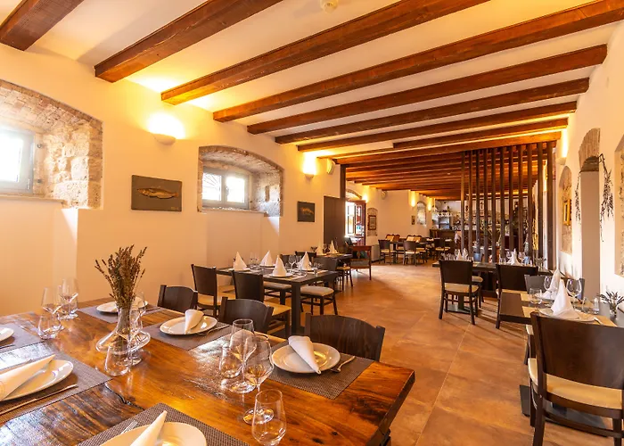 B&B Heritage Villa Apolon Stari Grad 