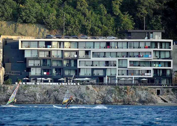 Boutique & Design Hotel Navis - Small Luxury Hotels Of The World Opatija