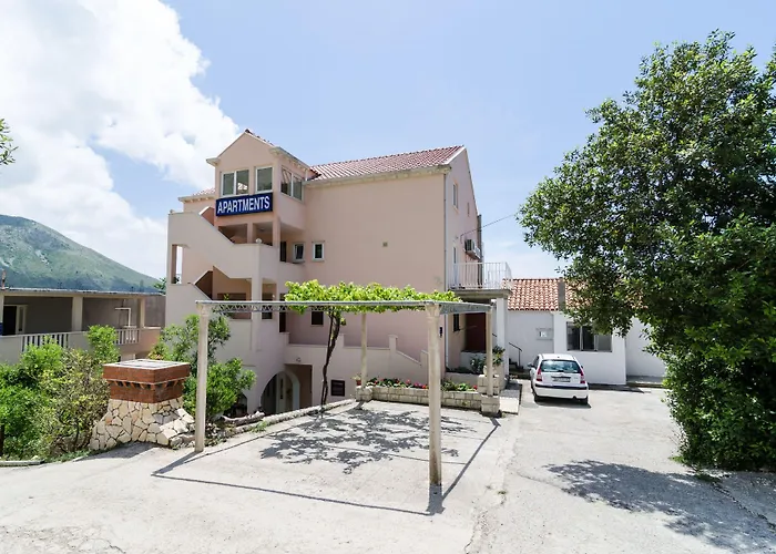 Apartments Sandito Mlini