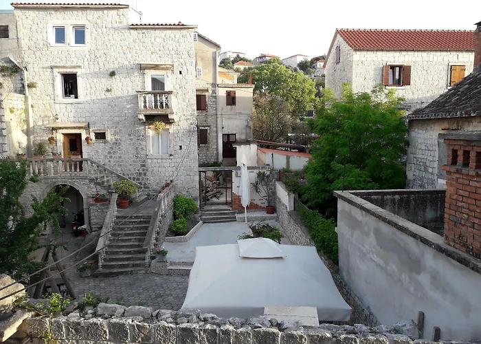 Guest House Klaudija Trogir