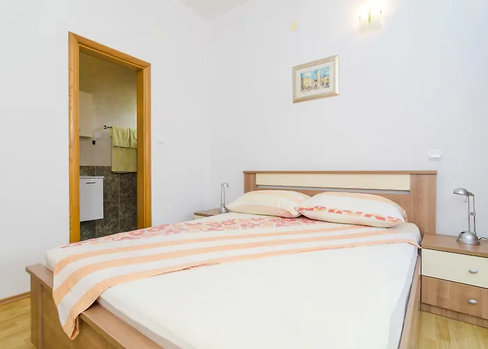 Rooms & Apartments Barisic Mlini