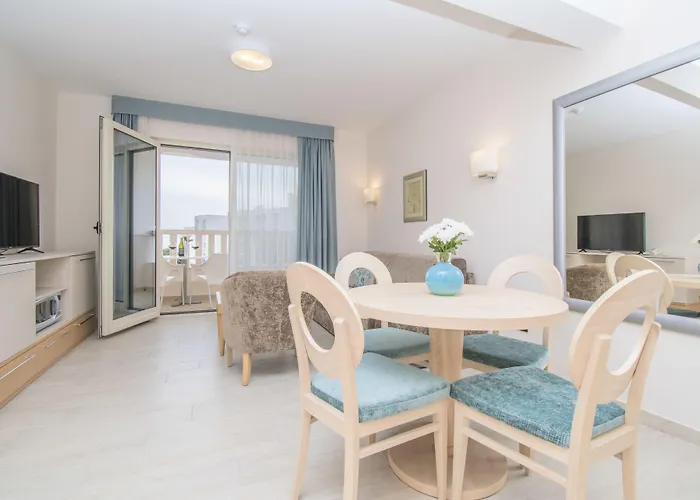 Aparthotel Flora Tučepi