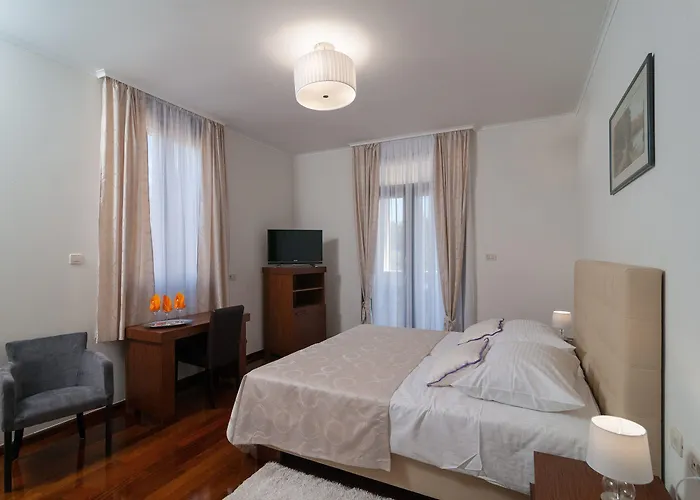 Luxury Rooms Near The Beach1 Split