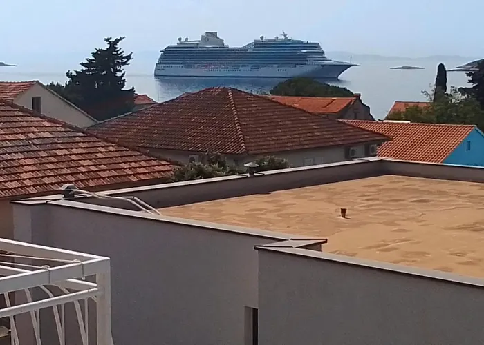 Apartmani Fani 2 Min Walking From Sea Orebić