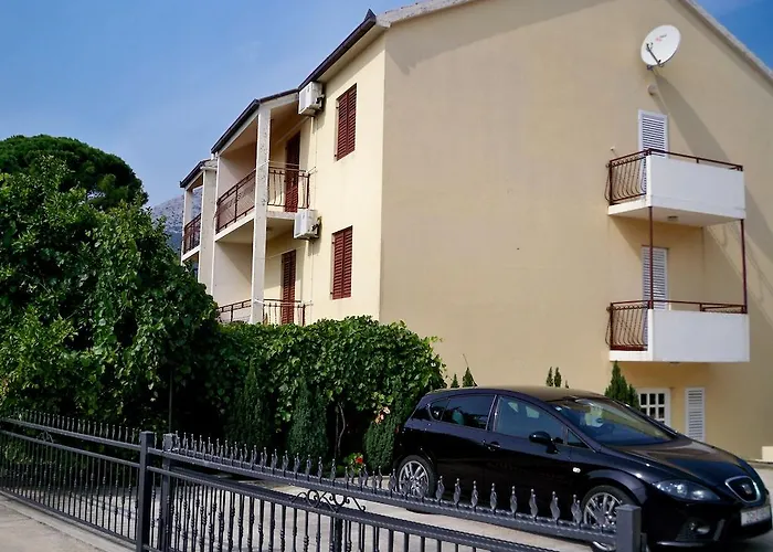 Guesthouse Lucic Orebić