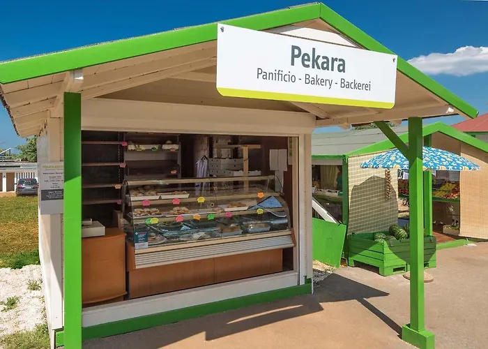 Happy Camp Mobile Homes In Camping Park Umag Karigador