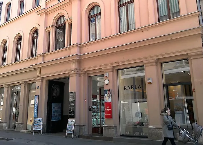 Apartments Simple Teslina Zagreb