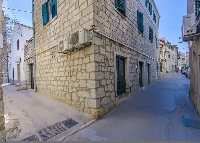 Wild Rose Hotel Split