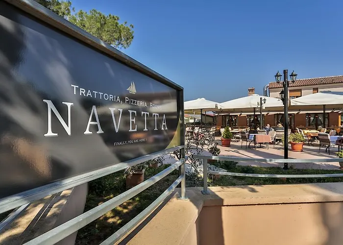 Guest House Navetta Fažana Mit Golfplatz