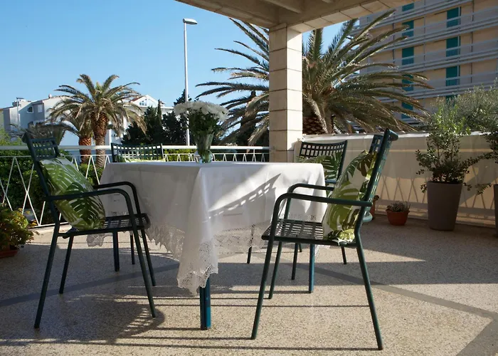 Pegasus Apartments & Rooms Makarska