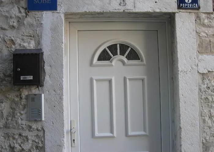 Split Central Guesthouse