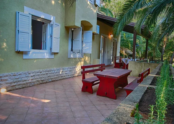 Rosemary Apartments & Rooms Mali Lošinj