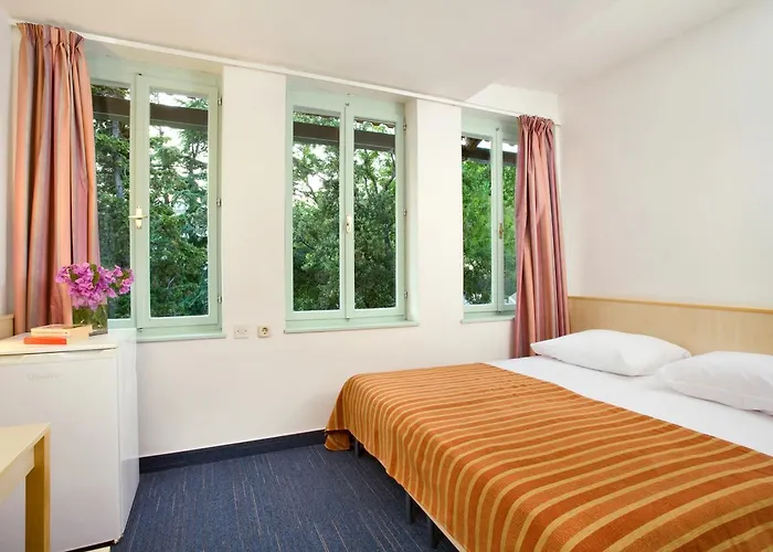 Marina Sunny Hotel By Valamar Rabac