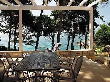 Tourist Resort Suha Punta Kampor