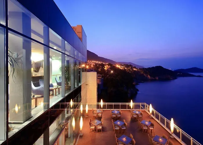 Hoteles cerca de Isla de Lokrum