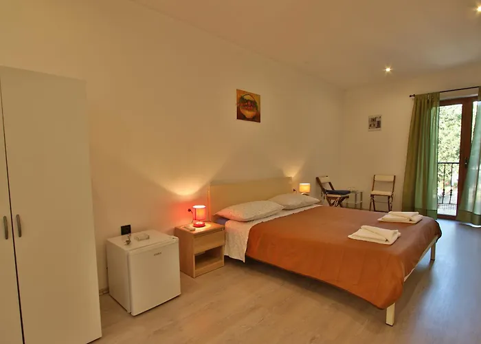 Rooms And Apartment Feral Rovinj