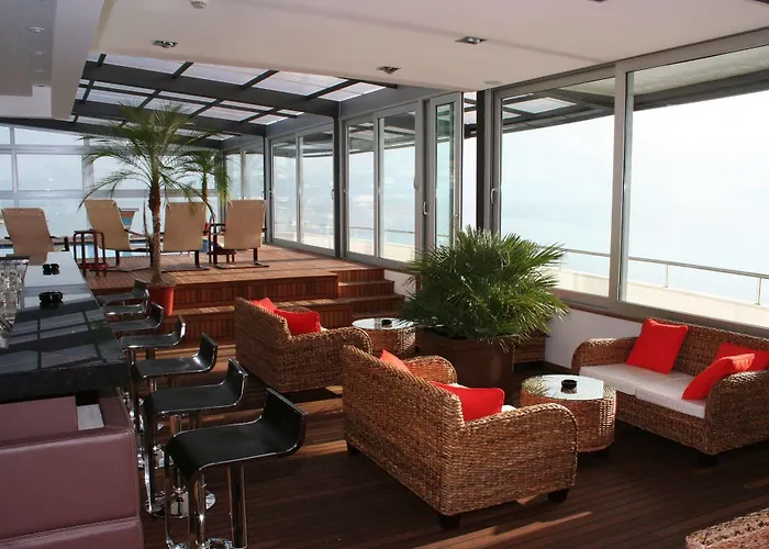 Jona Hotel Split Podstrana